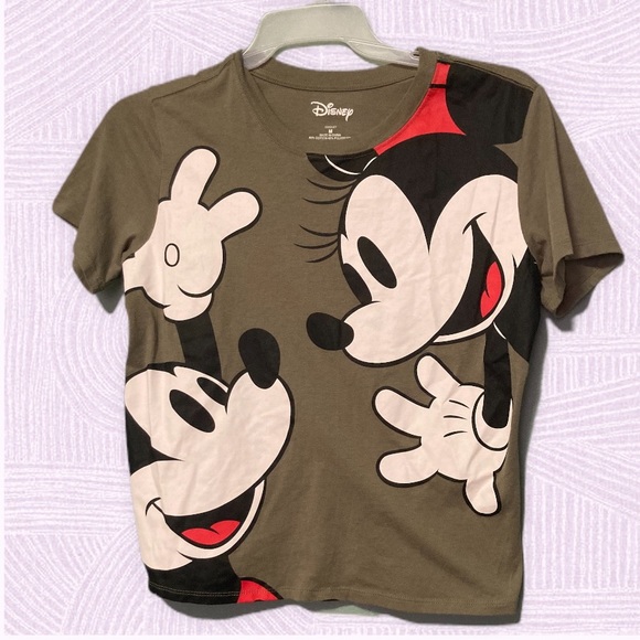 Mickey & Minnie Green Crewneck Tee in a size Medium - Picture 2 of 6
